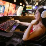 curved monitors enhance gaming
