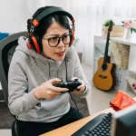 How Long Do Gaming Headsets Typically Last?