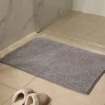 How Do You Choose the Right Bath Mats for Your Space?