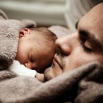 managing newborn jaundice at home