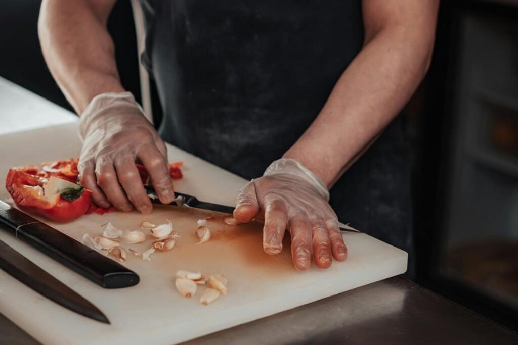 preventing kitchen tool accidents