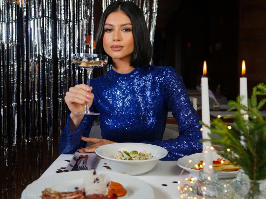 romantic ambiance with candles