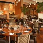 How Can You Avoid Tourist Trap Restaurants While Traveling?