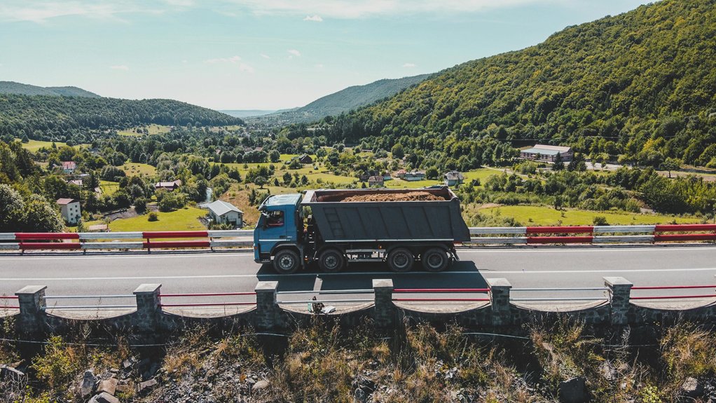 scenic road trip adventures